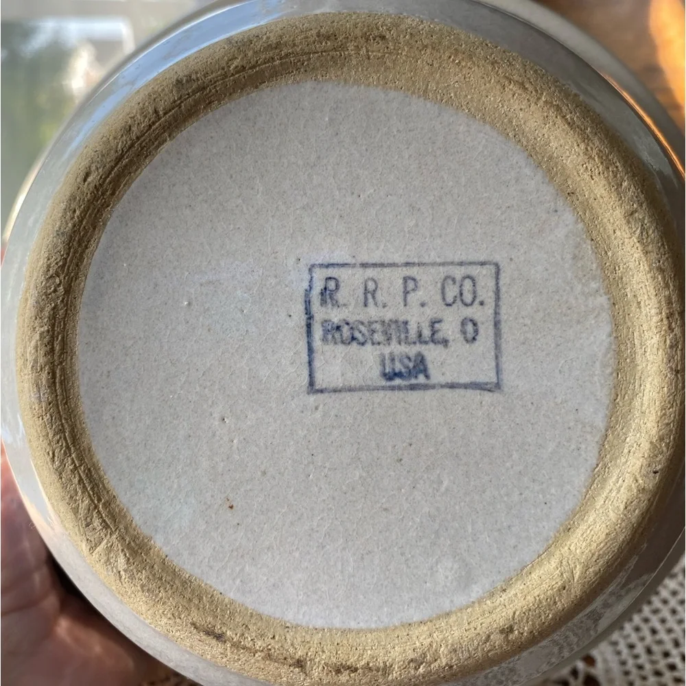 Vintage RRP Roseville Ohio Beige Blue Band 8”x5.5” Stoneware Mixing Bowl